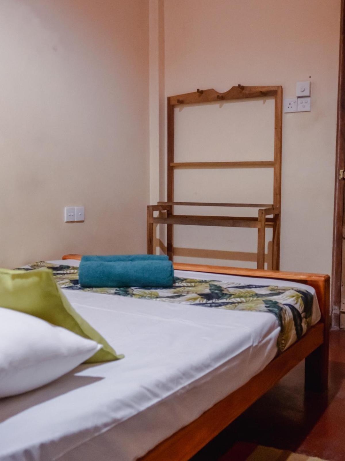 Viveka Inn Guest And Yala Safari Tissamaharama Exterior photo