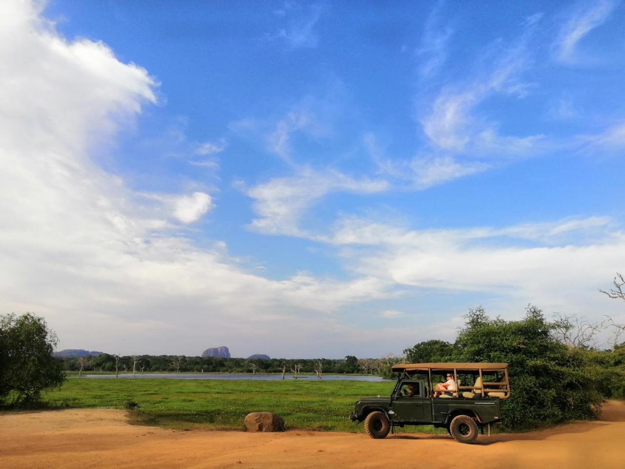 Viveka Inn Guest And Yala Safari Tissamaharama Exterior photo